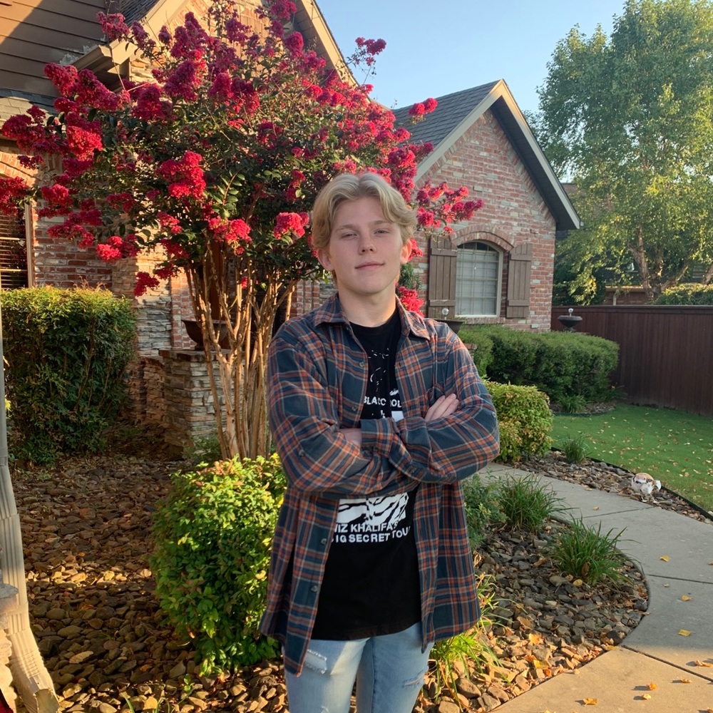 ABOUT ME - Picture 1 of 3
